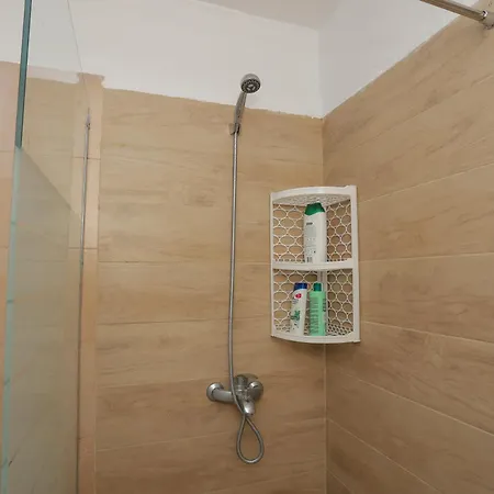 New Bazar Selvia Appartement Tirana