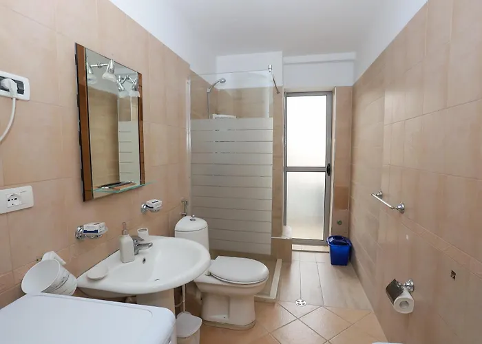 New Bazar Selvia Tirana