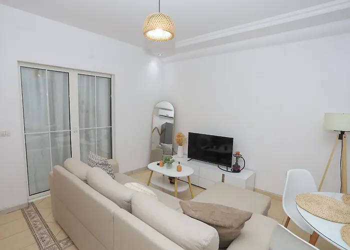 New Bazar Selvia * Tirana